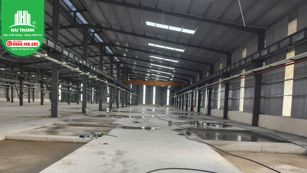 tim-hieu-cau-tao-nha-xuong-thep-tien-che 