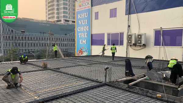 xay-nha-dau-nam-giup-kiem-soat-tien-do-thi-cong 