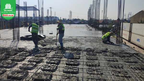 giai-doan-do-be-tong-2-lop-cho-san