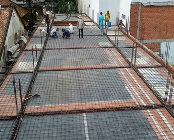 san-dam-duoc-su-dung-nhieu-cho-cac-nha-pho-voi-chieu-ngang-hep 