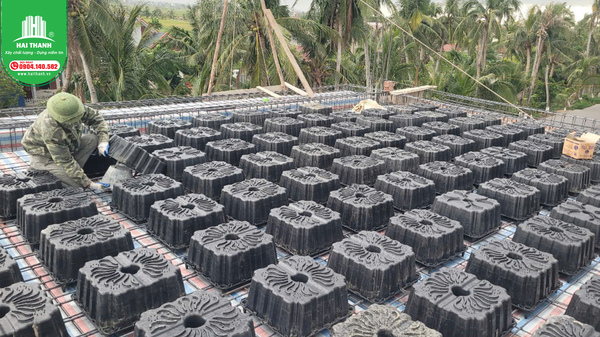 san-be-tong-nhe-giam-so-luong-cot-giua-so-voi-san-truyen-thong 