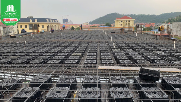 tim-hieu-quy-trinh-thi-cong-san-be-tong-nhe-dat-chuan