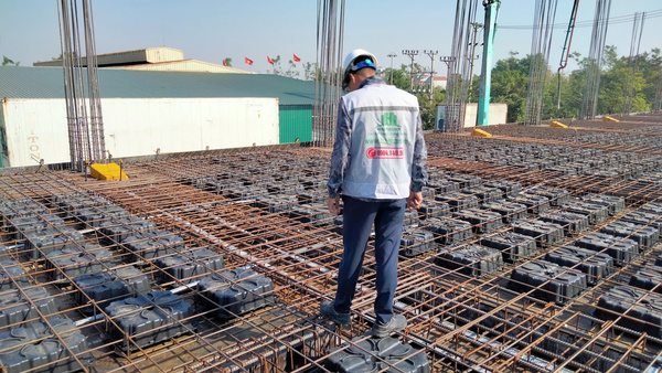 don-vi-giam-sat-ky-thuat-se-dam-bao-dung-tien-do-de-ra